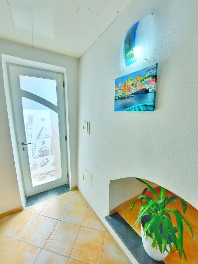 Monolocale Azzurro Procida Leilighet Eksteriør bilde