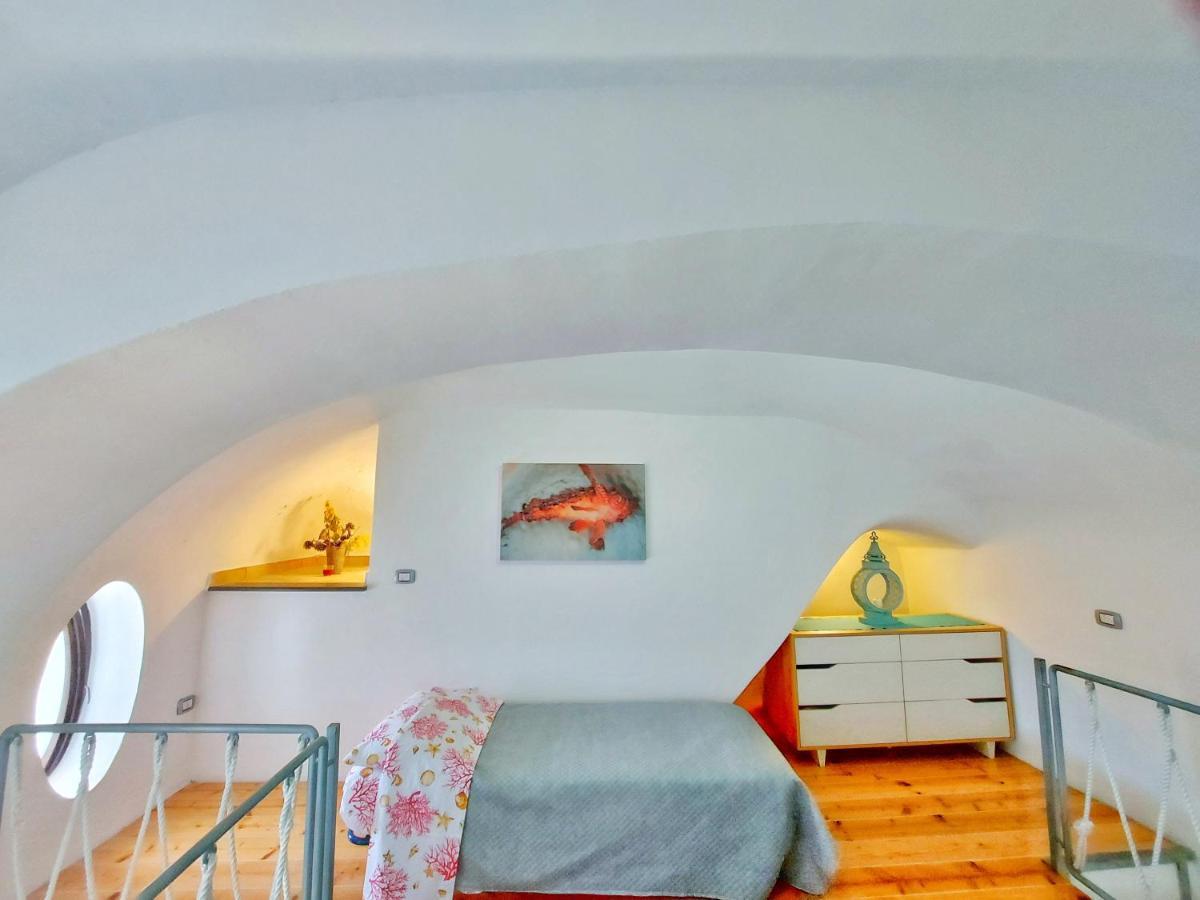 Monolocale Azzurro Procida Leilighet Eksteriør bilde