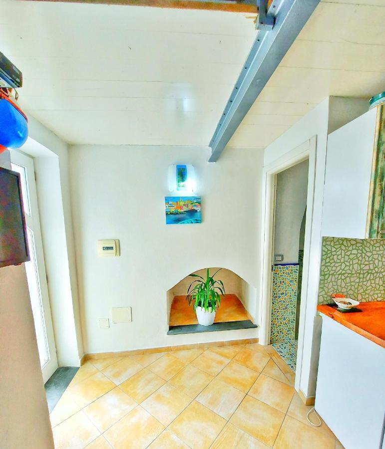 Monolocale Azzurro Procida Leilighet Eksteriør bilde